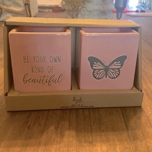 Soft pink Rae Dunn Beauty storage cups ! Or used for pens and  pencils